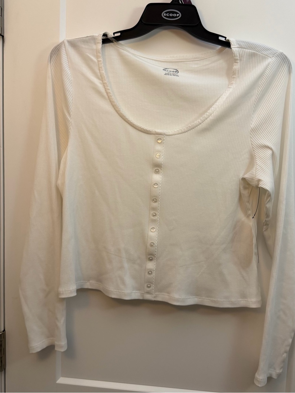 2XL White Ribbed Button-Front Long Sleeve Top